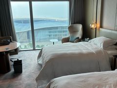 -深圳国际会展中心希尔顿酒店(前海华发冰雪世界店)