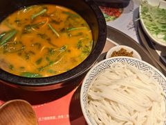 -妈妈故事米线(市府恒隆店)