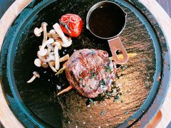 -恰餐厅及酒吧 CHAR Bar & Grill (北京丽都皇冠假日店)