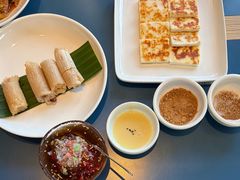 瓦片烤乳饼-一坐一忘云南菜(嘉里中心店)
