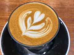 Flat&nbsp;white-black rainbow coffee