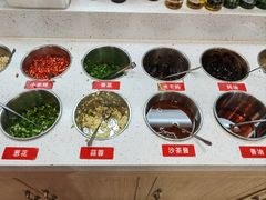 -杨老板·海鲜集市火锅·鲜切牛肉(中防万宝店)
