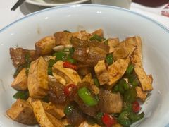 -楚山晓·湖北菜(武汉光谷K11店)