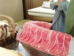 -洪氏嗨捞·广东猪肚鸡·椰子鸡火锅(西咸万象城店)