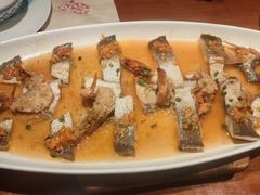 -鸽舞笙平金牌烧鸽子·融合菜(鲁谷店)
