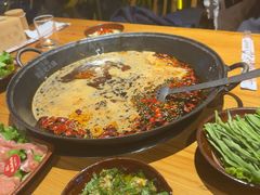 -壹兆圆重庆火锅手工炒底料(长白格林玫瑰湾店)