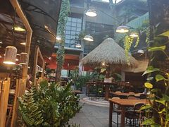 -Naughty Nuri’s Phuket