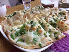 烤饼拼盘-食彩美印度特色美食餐厅·印度料理