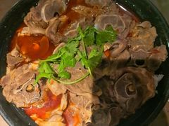 -沪小胖·小龙虾·蓝龙王(八佰伴店)