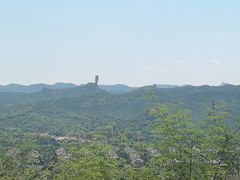 -磬锤峰森林公园