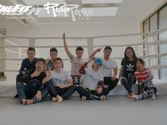 -EFL巴西柔术·综合格斗·泰拳·少儿体能训练(虹桥德必馆)