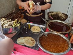 -老鼓楼麻辣烫夹馍
