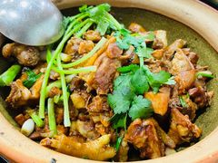 招牌土鸡煲-华仔土鸡店(创意产业园店)