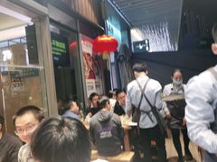 等位区-木屋烧烤(坂田天安云谷店)