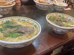 -金杨拉面王小吃面馆·牛三宝面·红烧牛肉粉