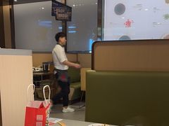 -海底捞火锅(漕宝路店)