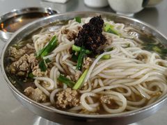 -正宗杨记普洱酸醋米线(总店)