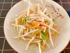 芦苇根炒肉丝-梦缘水乡·湖景餐厅