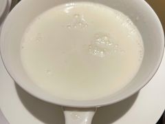 蛋白杏仁茶-粤界(望京金辉店)
