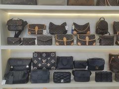 -六六奢品·vintage中古·回收二手奢侈品包包手表首饰(环球港店)