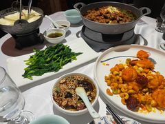 水煮牛肉-小河盐帮·私家菜·烤鸭(三元桥·霄云路店)