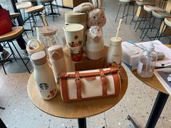 -星巴克臻选(郑州中原万达店)