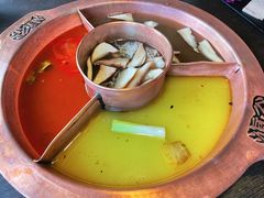 -滇釜火锅·能喝汤的火锅(车公庄店)