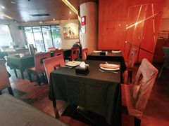 -Efes Turkish & Mediterranean Cuisine 艾菲斯餐厅(陆家嘴店)