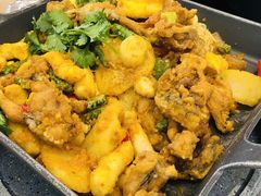 特色咸蛋黄牛蛙干锅-精悦蓉(松江万达广场店)
