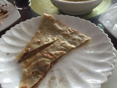 -溢心园香河肉饼总店