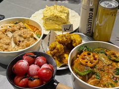 -W COLLECTIVE  DESSERT SHOP