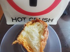 -HOT CRUSH趁热集合·现烤面包(上海环球港店)