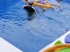 -酷游亲子游泳中心