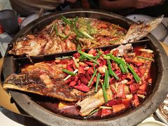 -鸣记脆皮烤鱼·海鲜烤鱼(三八广场店)