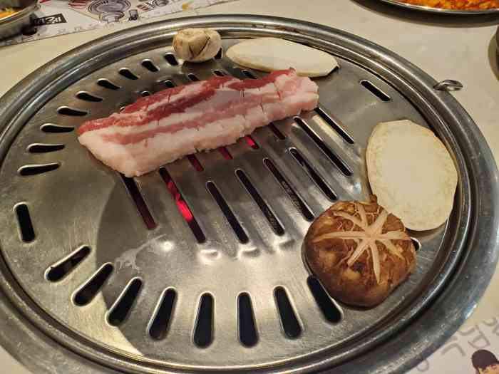 屋塔房木炭烤肉(家和城店)-"来过好几次家和城都没发现有这么一家烤肉