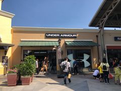 -UNDER ARMOUR(八达岭奥莱店)