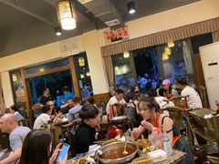 大堂-肖肖酸萝卜鱼火锅(总店)