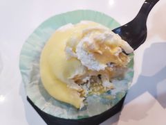 咸蛋黄流心雪媚娘-迦南·甜品蛋糕(传媒店)