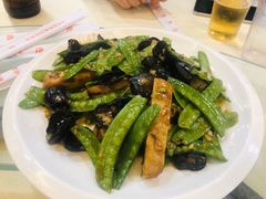 -渝君重庆火锅(嘉宾路店)