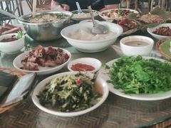 -岩保农家乐