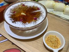 金箔雪燕桃胶-甜心妈妈·榴莲星级糖水(北京路总店)