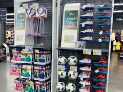 -迪卡侬(雨花店)