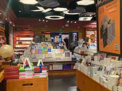 -西西弗书店&矢量咖啡(壹方购物中心店)