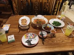 -新白鹿餐厅(银泰西湖文化广场店)