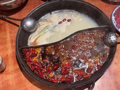 -周小明火锅(黑金冠社区店)