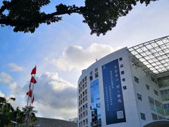 -南山图书馆(常兴路店)