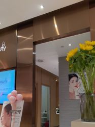 -苑苑vbeauty科技美容SPA