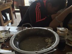 -溢心园香河肉饼总店