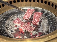 -山川小町·极番烧肉(新地假日广场店)