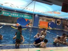 -戊辰亲子游泳俱乐部